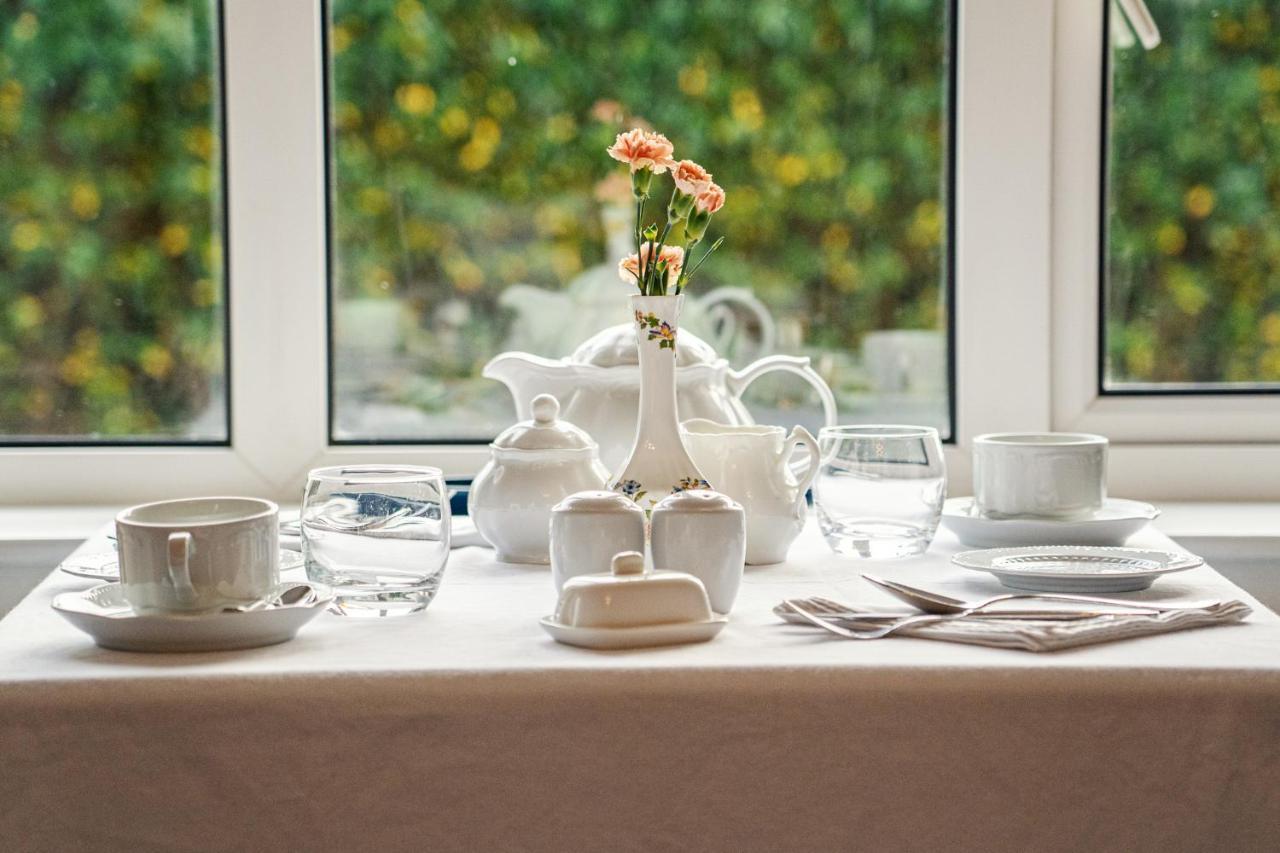 Five Ferns House Bed & Breakfast Westport Bagian luar foto