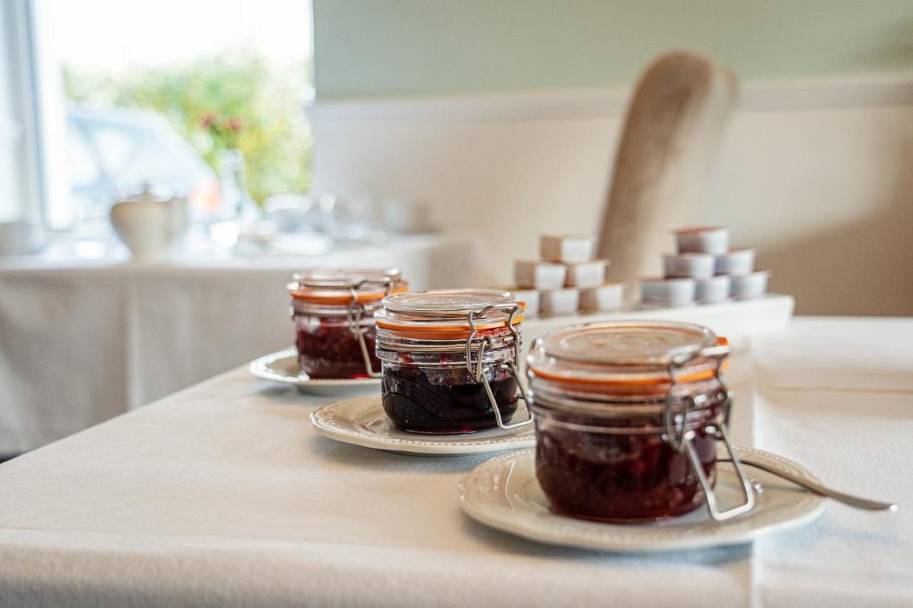 Five Ferns House Bed & Breakfast Westport Bagian luar foto