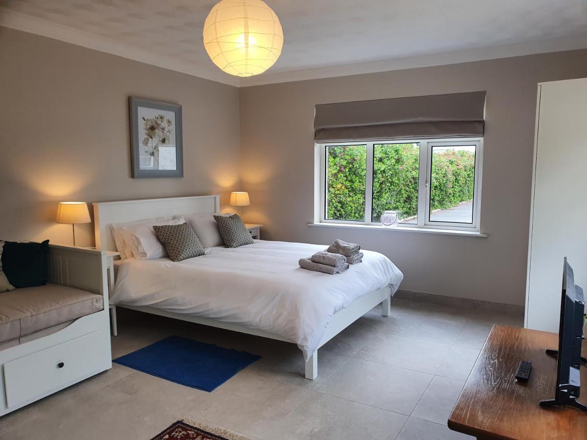 Five Ferns House Bed & Breakfast Westport Bagian luar foto
